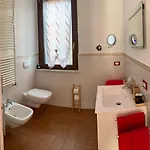 招待所 Bb Borgo Biella 4*